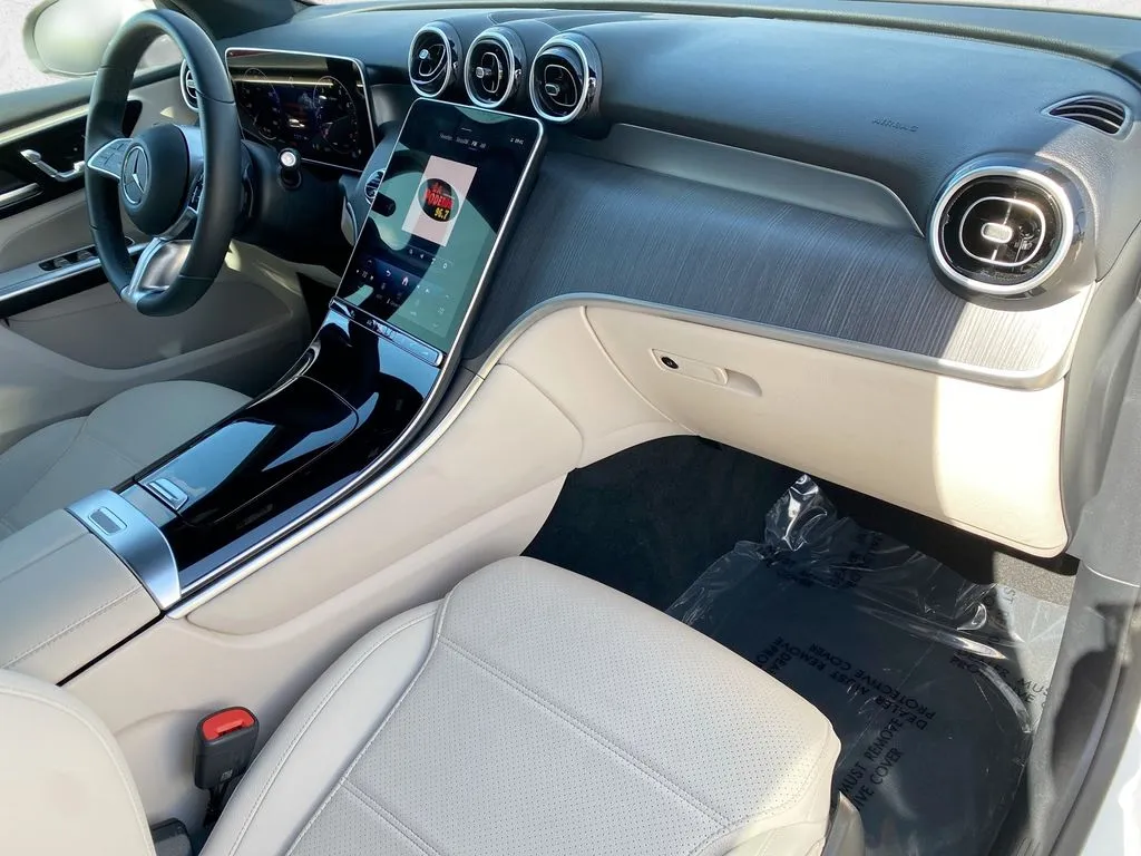 Mercedes-Benz GLC photo 28