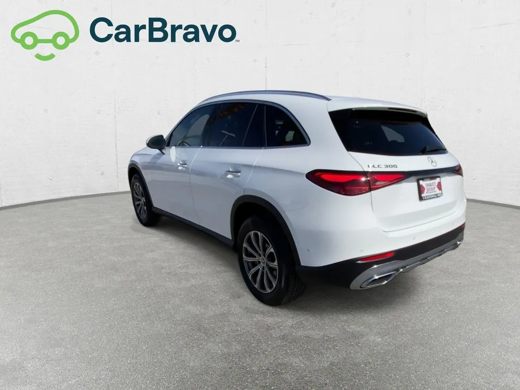 Mercedes-Benz GLC photo 6