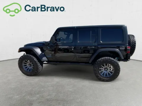 More photos of 2022 Jeep Wrangler Unlimited Rubicon at Chavez-Jessup GMC, CA
