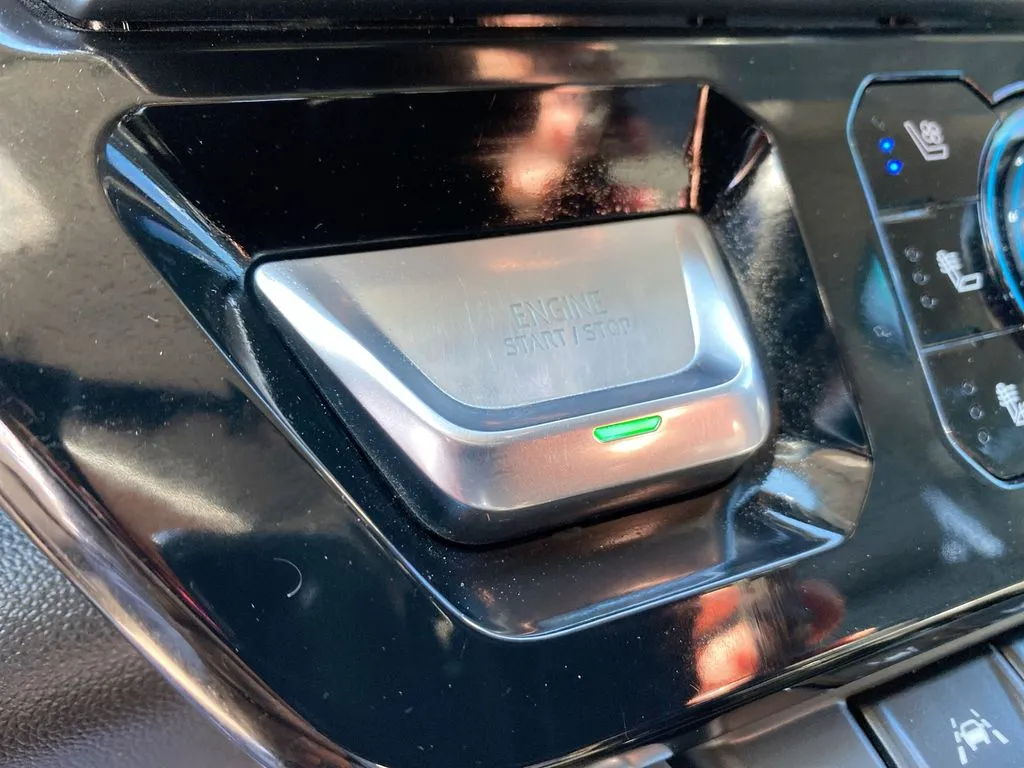 GMC Sierra photo 19