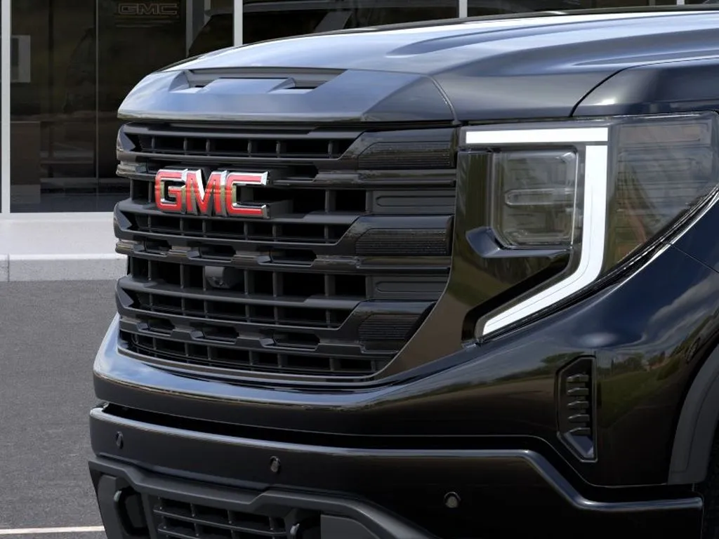 GMC Sierra photo 13