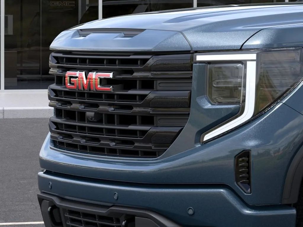 GMC Sierra photo 13