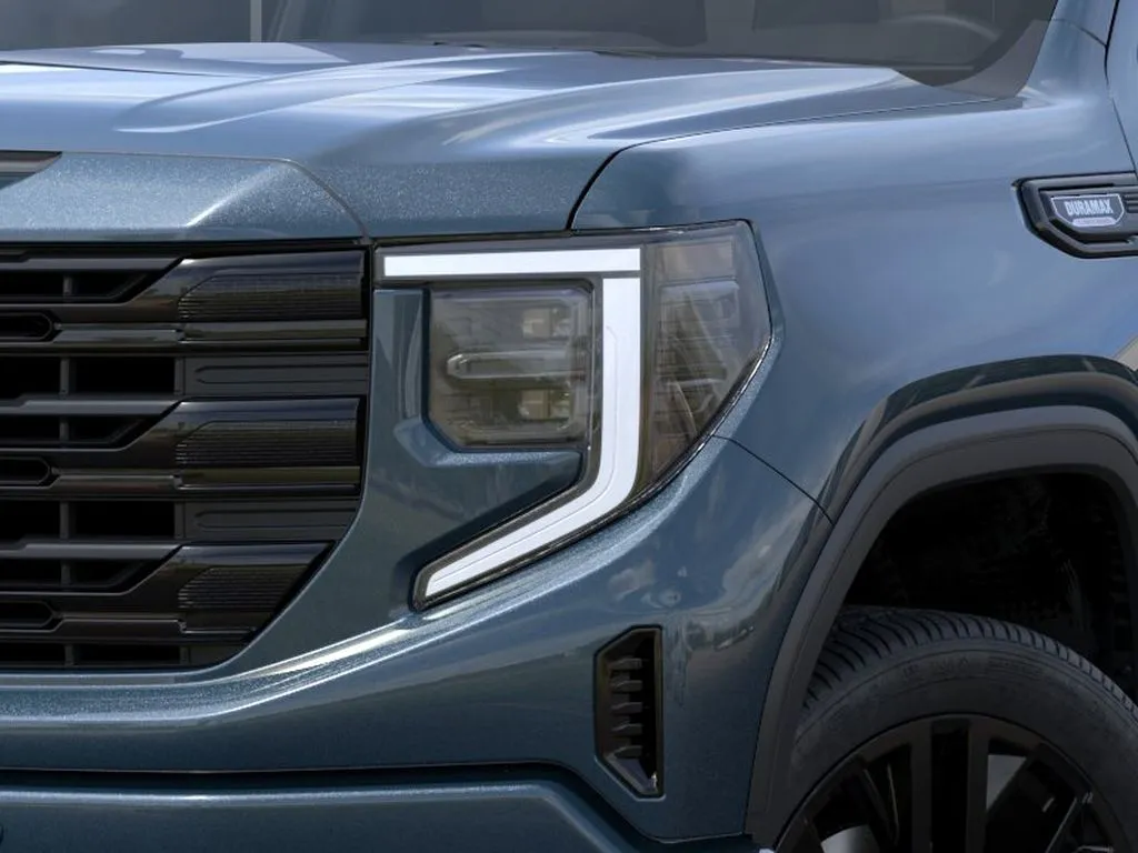 GMC Sierra photo 10