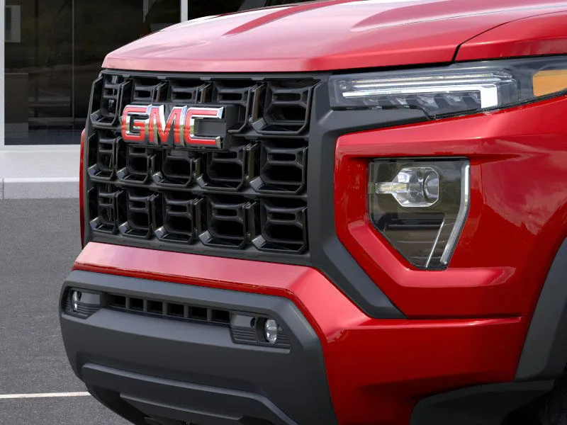GMC Canyon photo 13