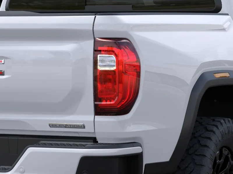 GMC Canyon photo 11