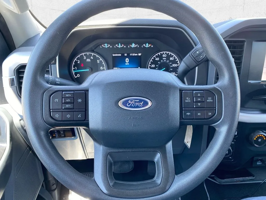 Ford F-150 photo 11