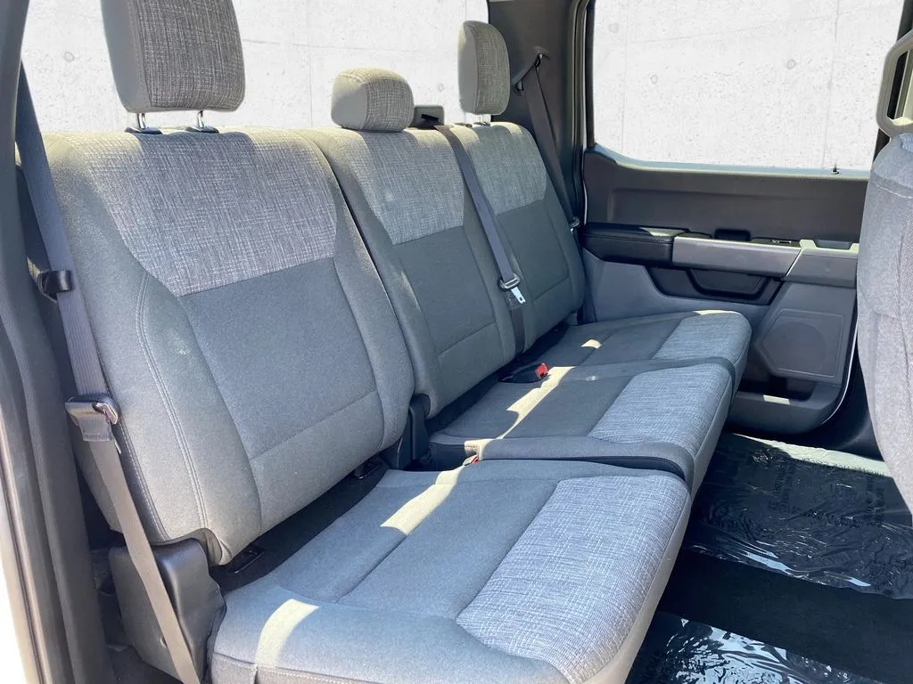 Ford F-150 photo 26