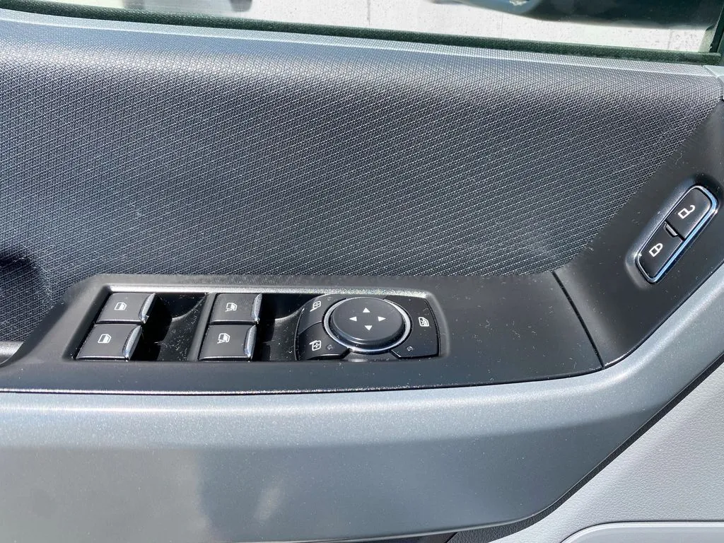 Ford F-150 photo 22