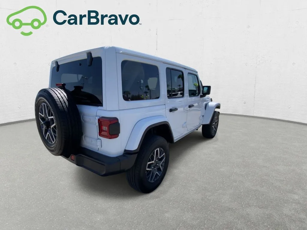 Jeep Wrangler photo 8