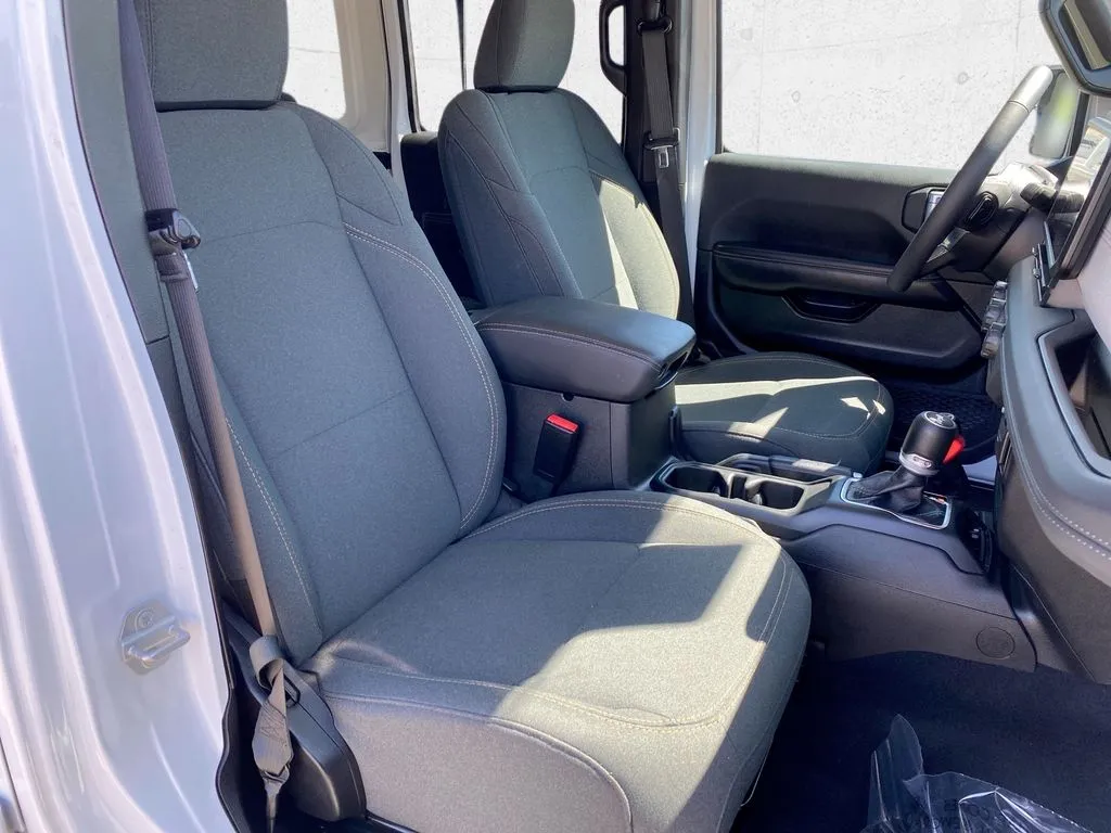 Jeep Wrangler photo 27