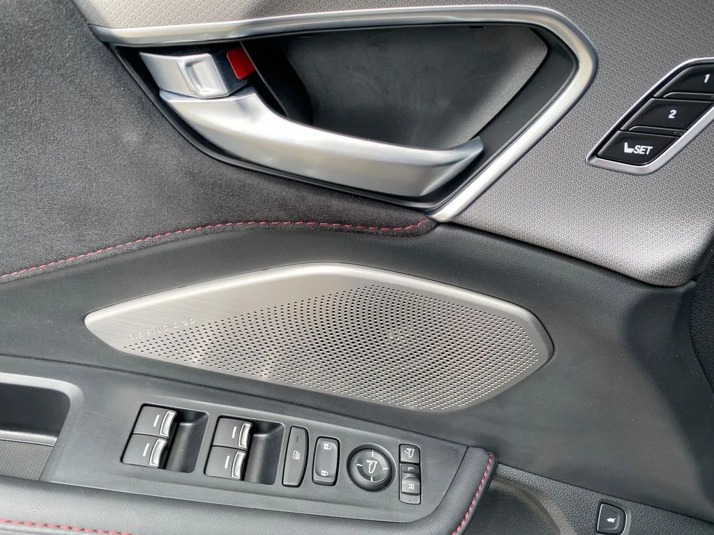 Acura RDX photo 24