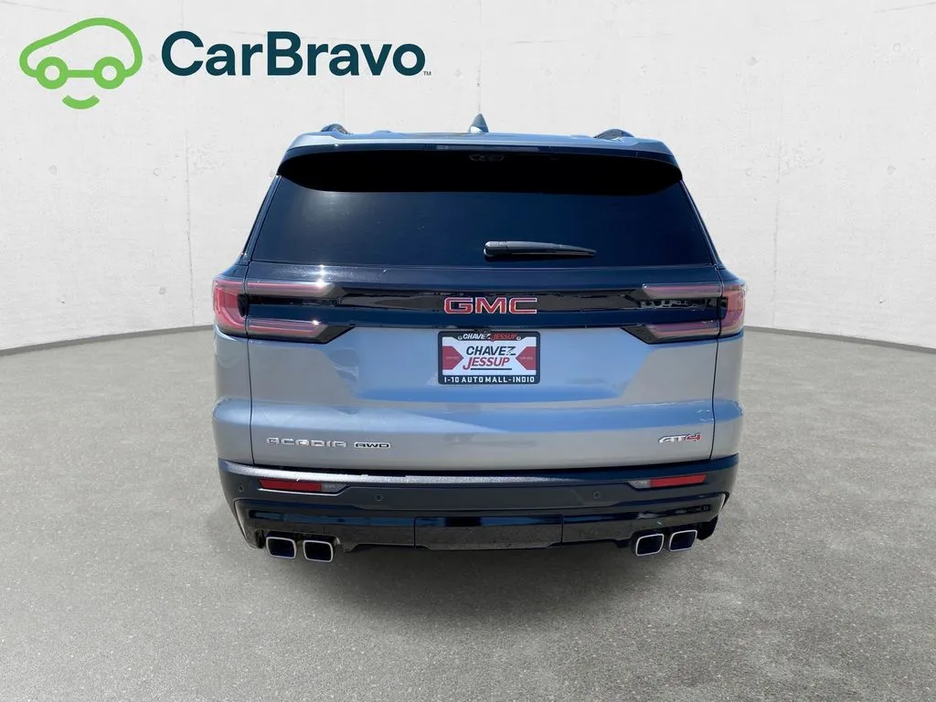 GMC Acadia photo 35