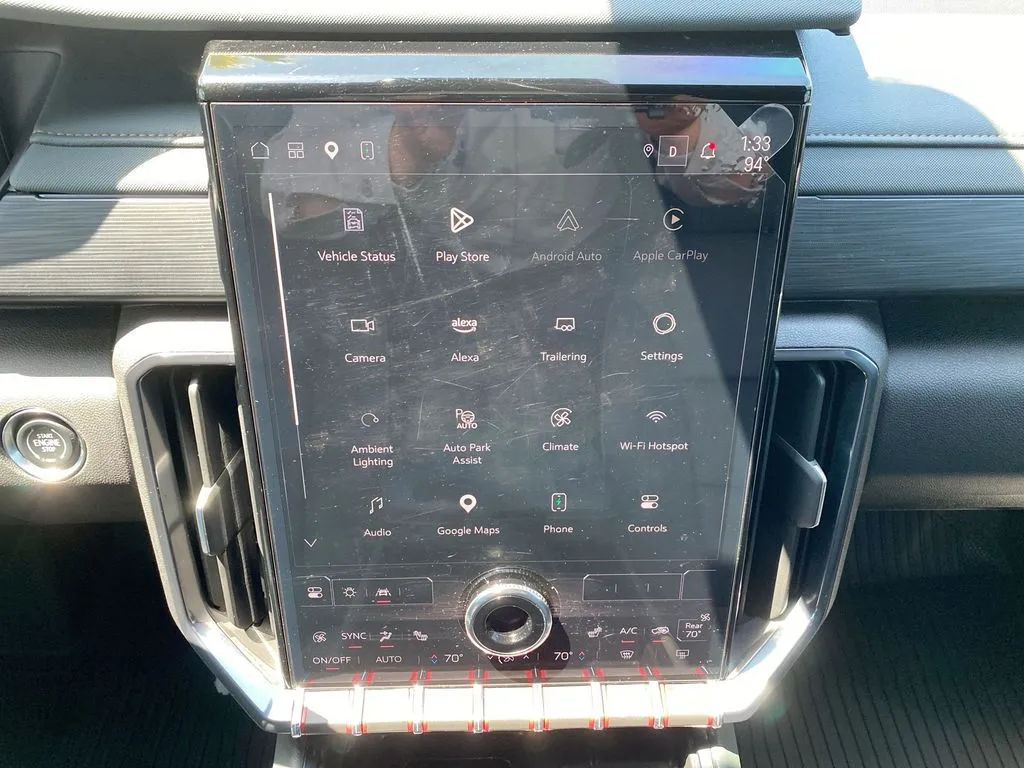GMC Acadia photo 15