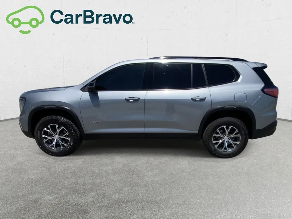 GMC Acadia photo 6