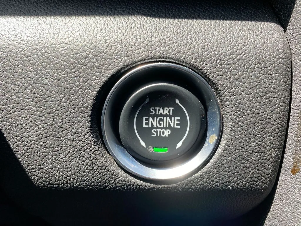 GMC Acadia photo 19