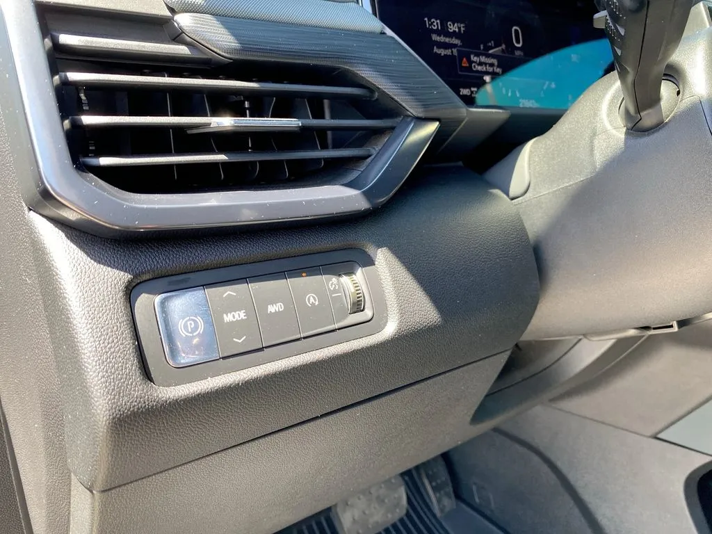 GMC Acadia photo 20