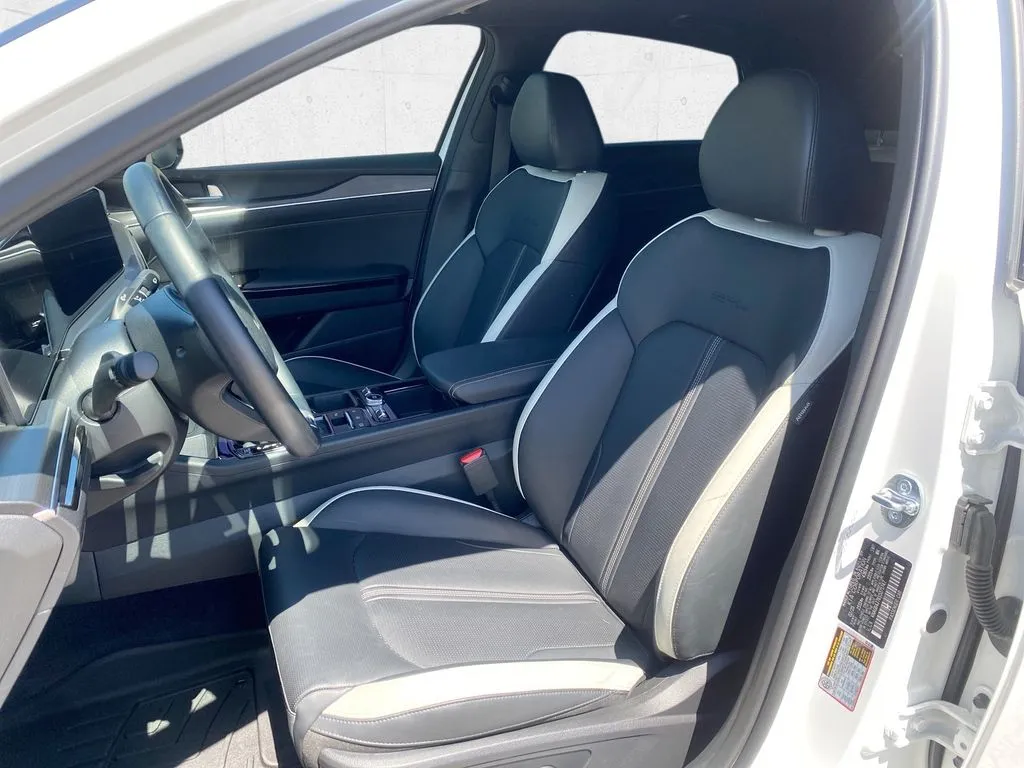 Kia K5 photo 20