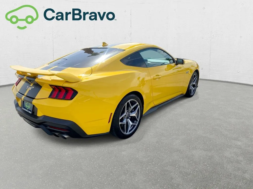 Ford Mustang photo 36