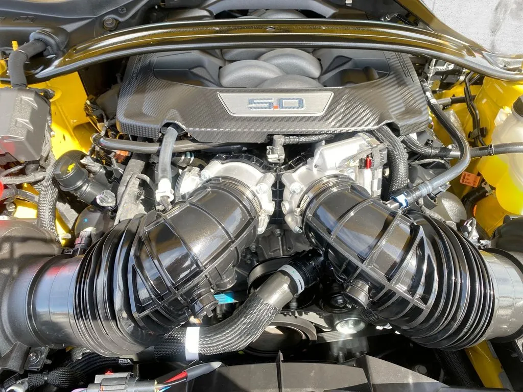 Ford Mustang photo 30