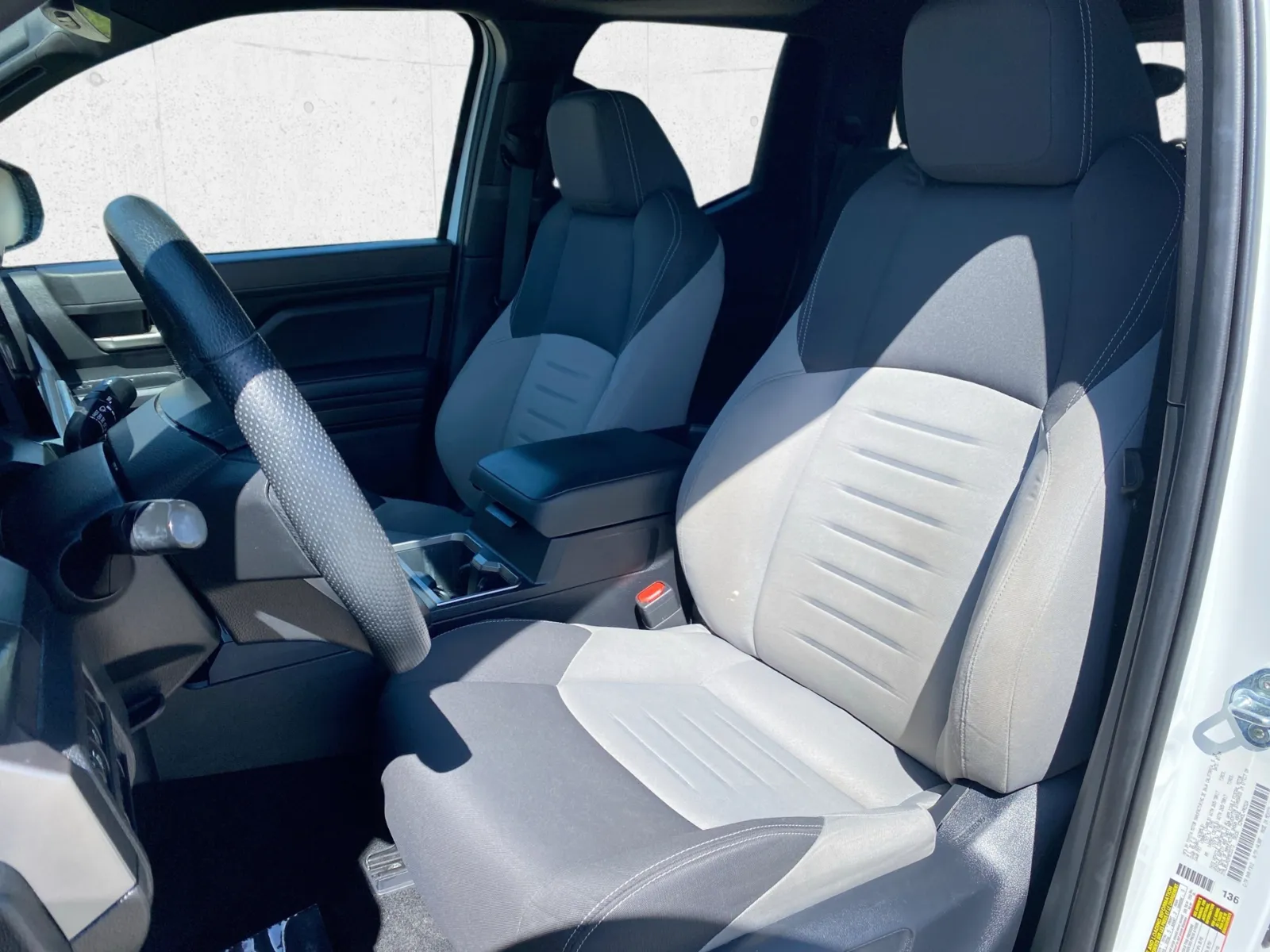 Toyota Tacoma photo 19