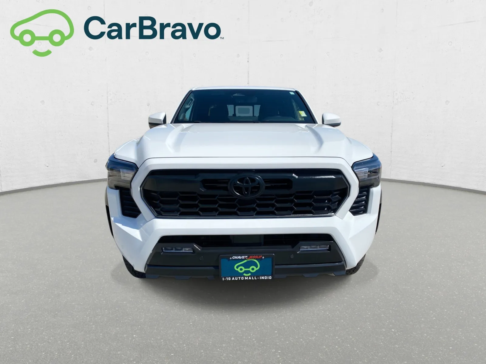 Toyota Tacoma photo 31