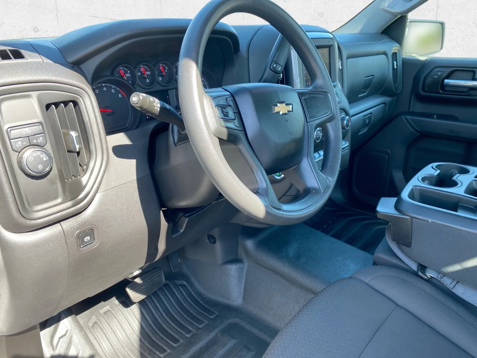 Chevrolet Silverado photo 10