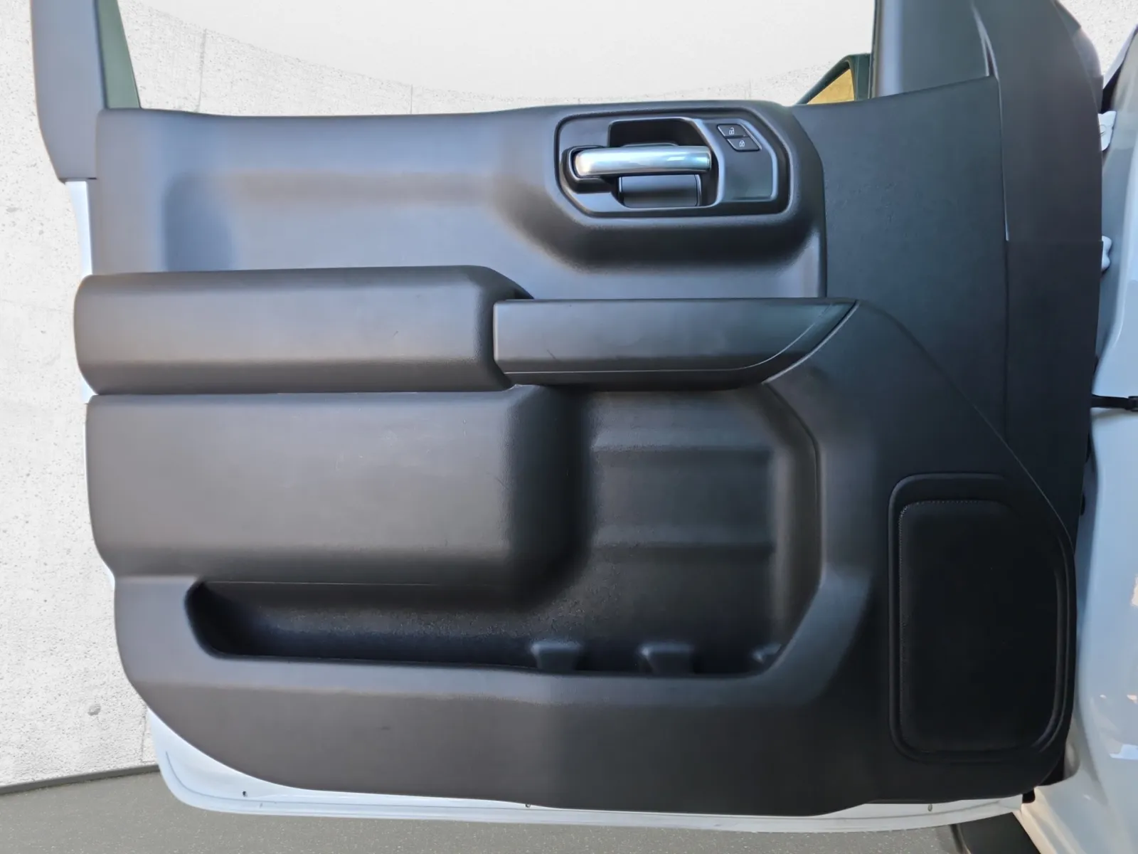 Chevrolet Silverado photo 23