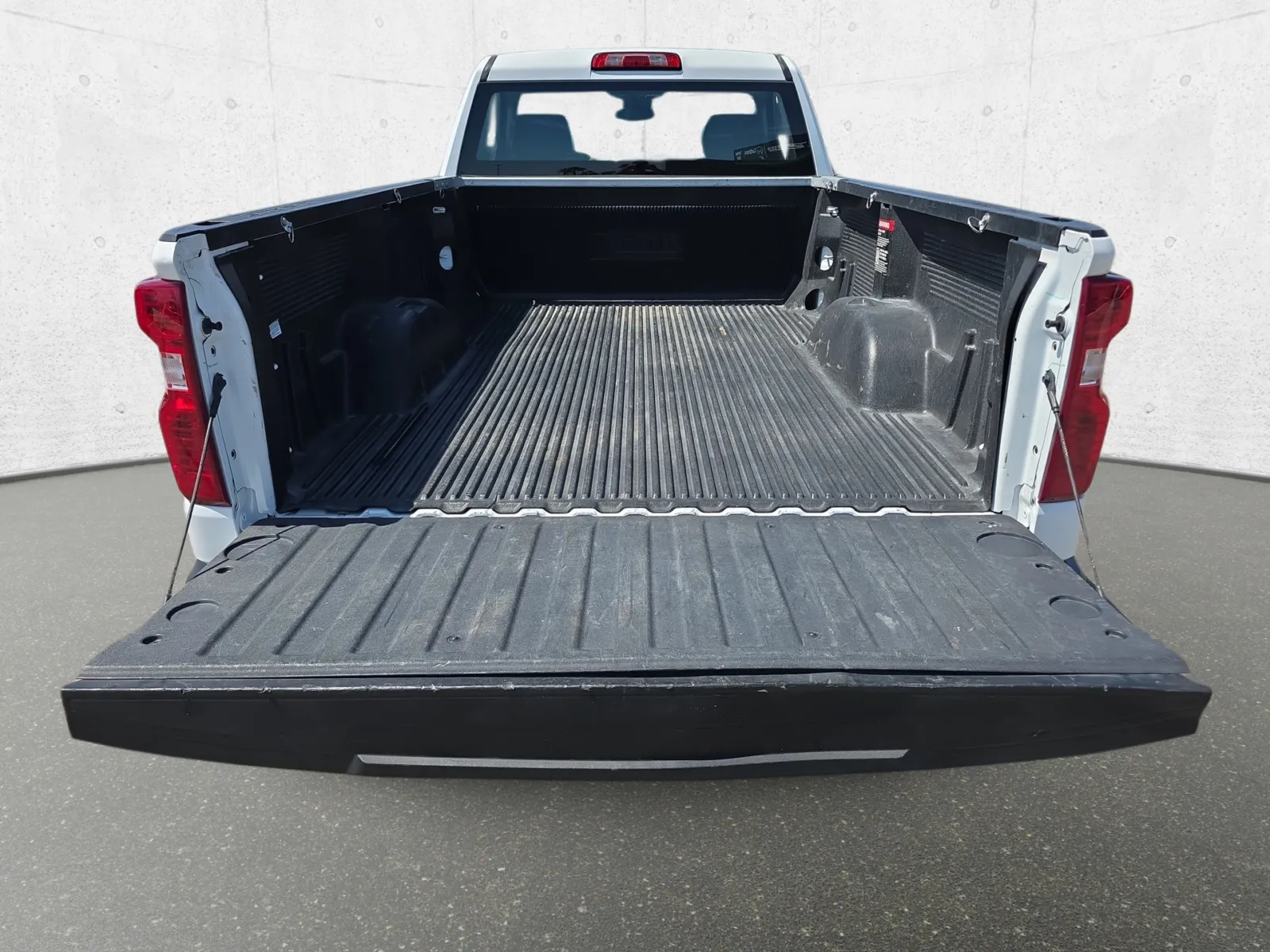 Chevrolet Silverado photo 27