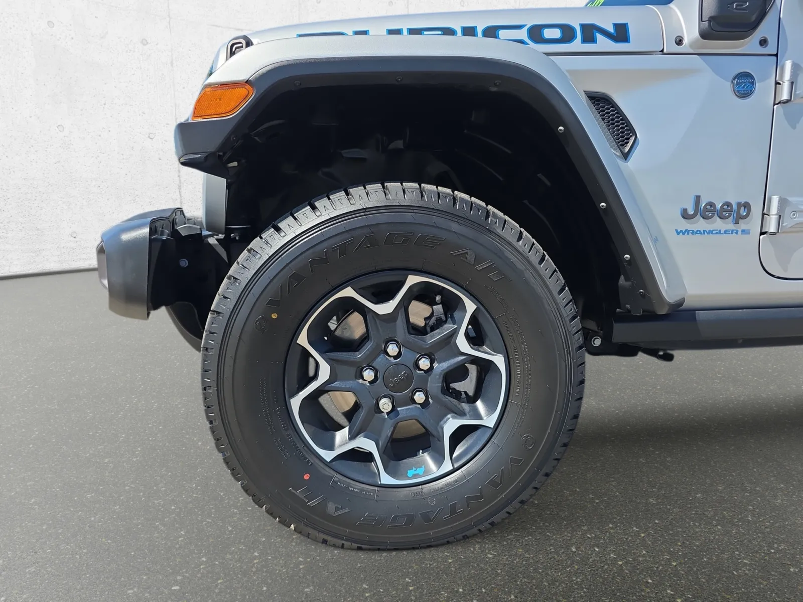 Jeep Wrangler photo 34
