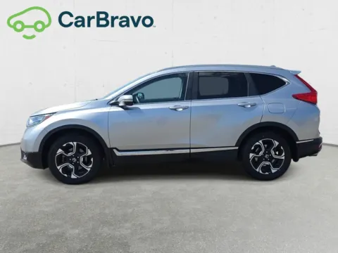 More photos of 2017 Honda CR-V Touring at Chavez-Jessup GMC, CA