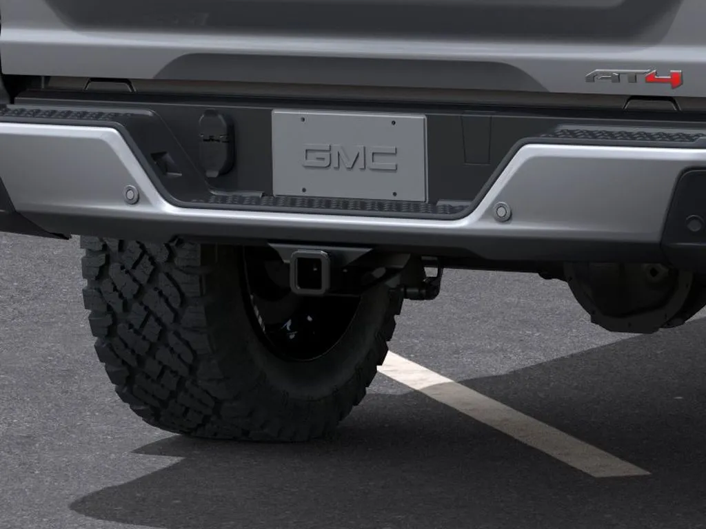 GMC Canyon photo 14