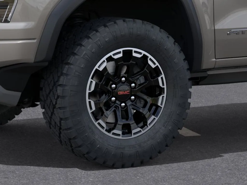GMC Canyon photo 9