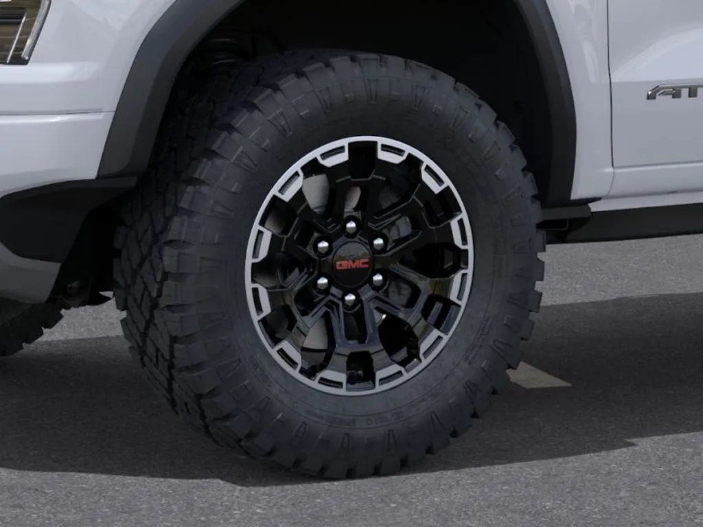 GMC Canyon photo 9
