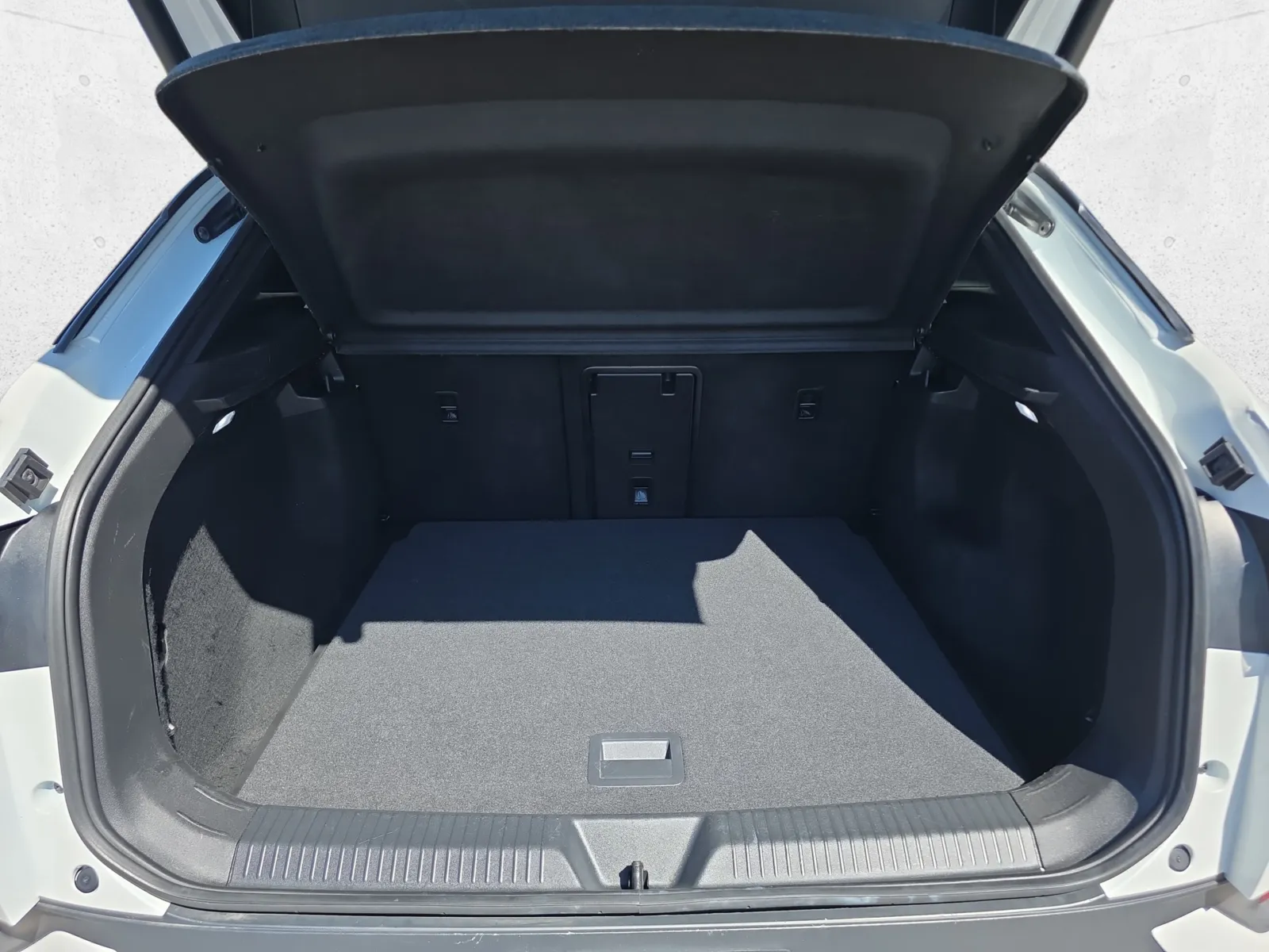 Volkswagen ID.4 photo 27