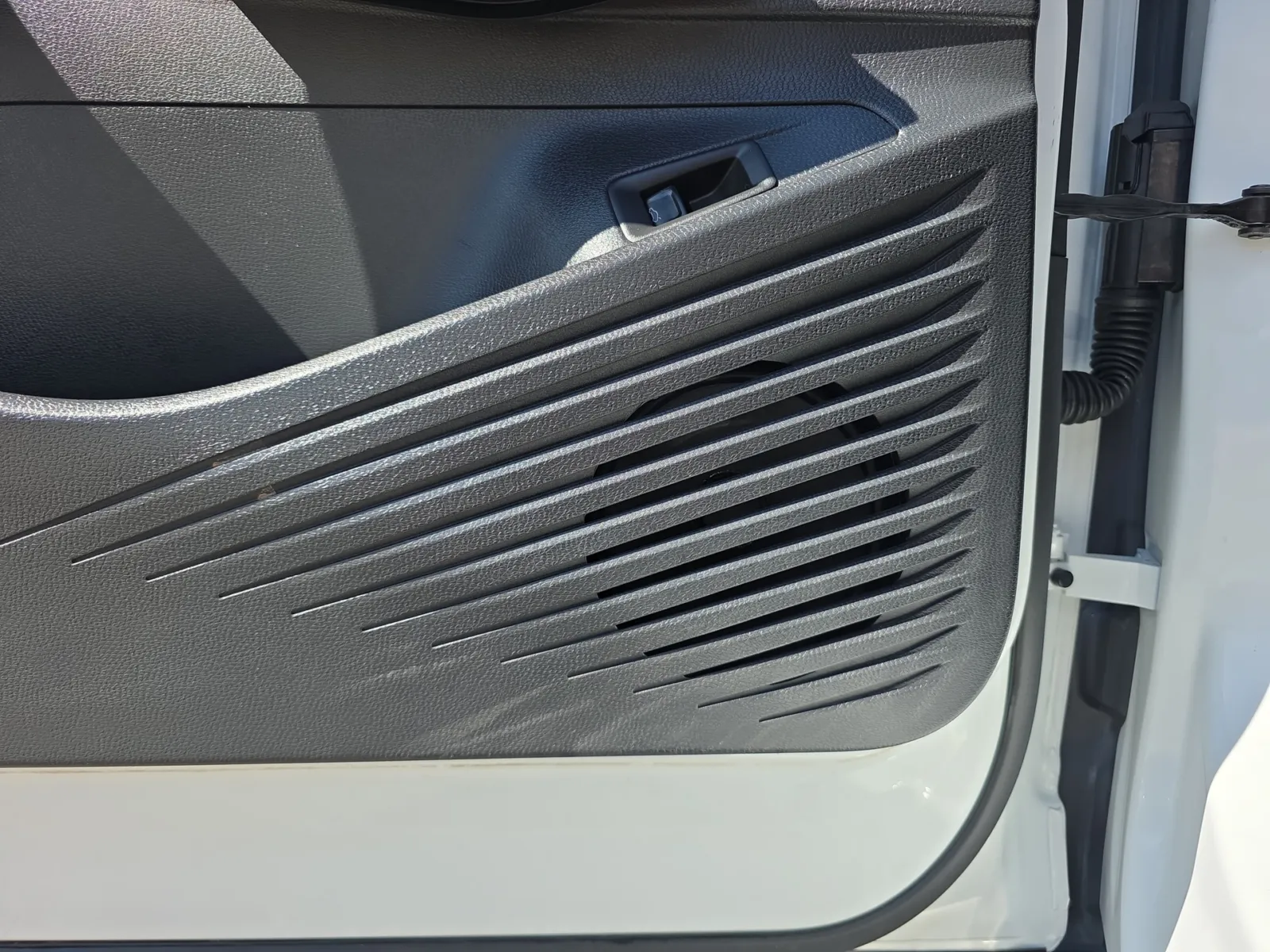 Volkswagen ID.4 photo 25