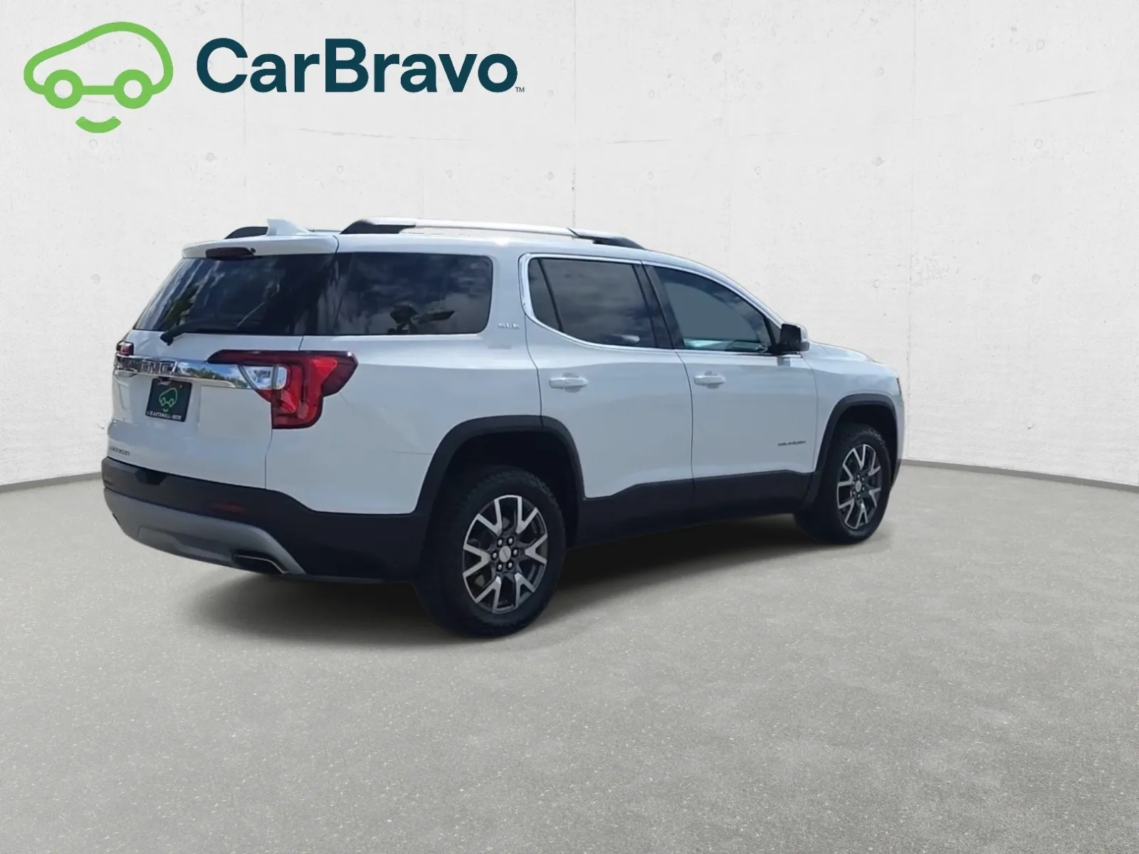 GMC Acadia photo 10