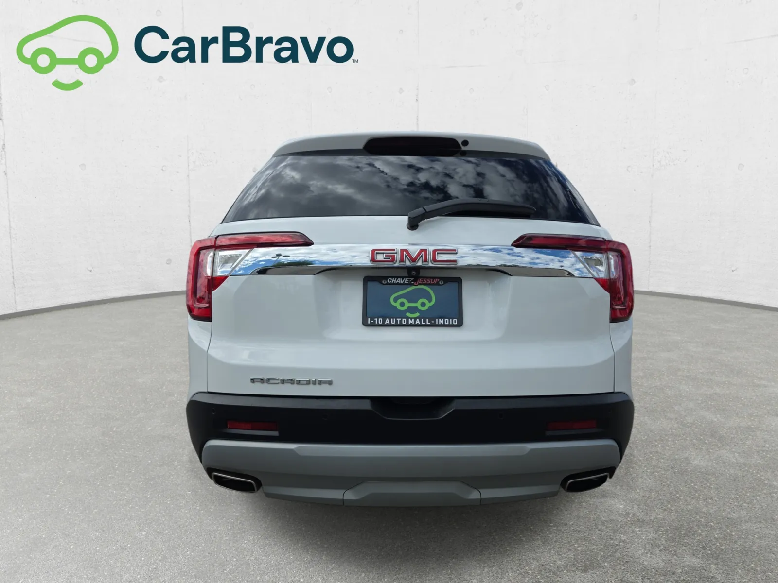 GMC Acadia photo 35
