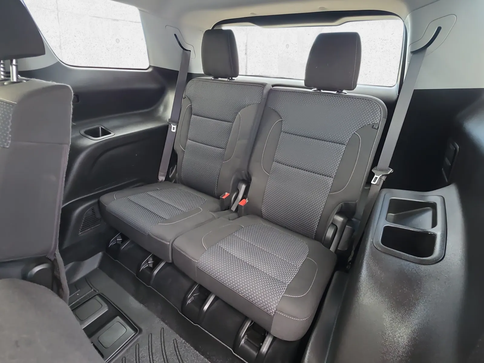 GMC Acadia photo 28