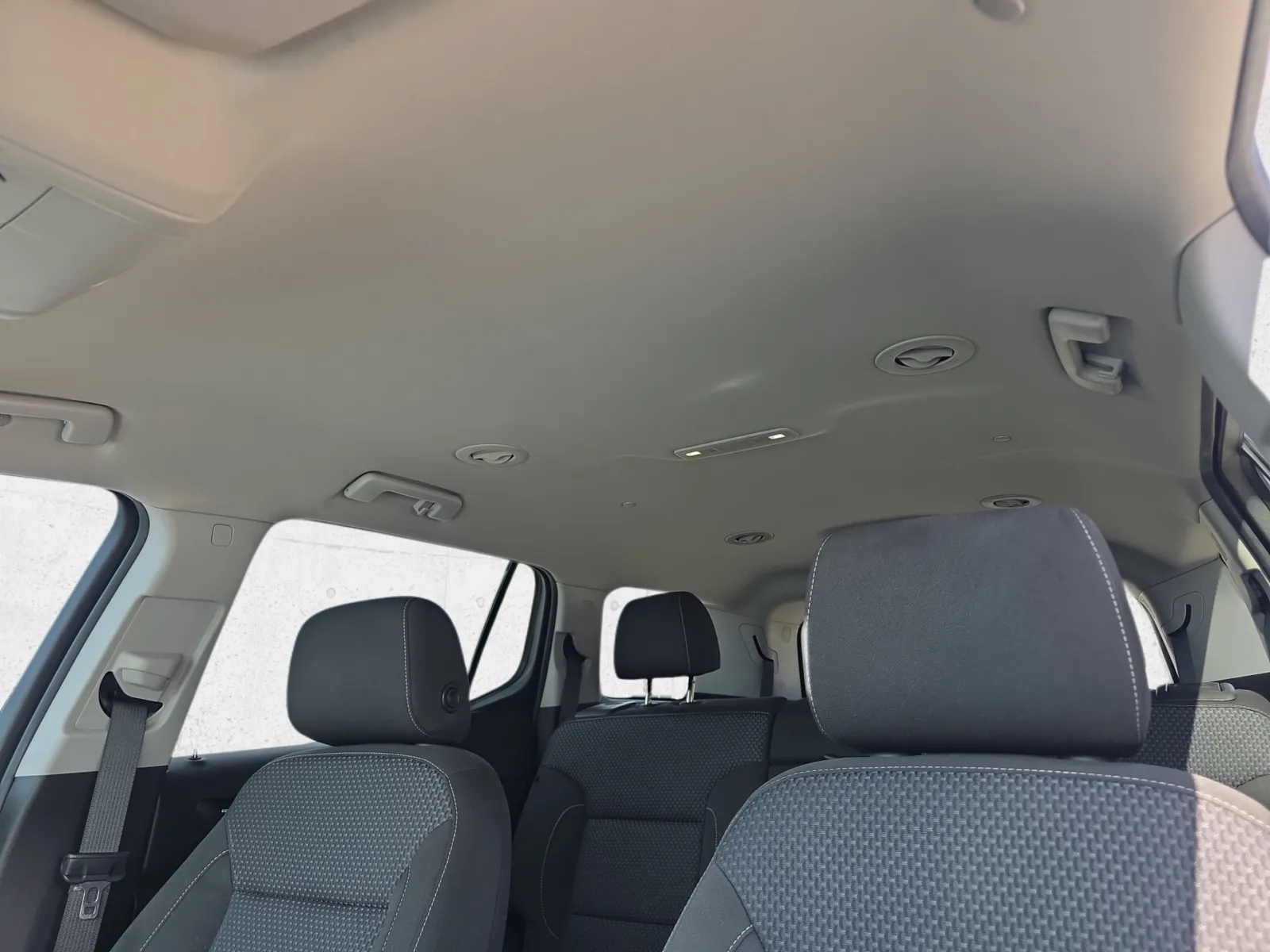 GMC Acadia photo 21