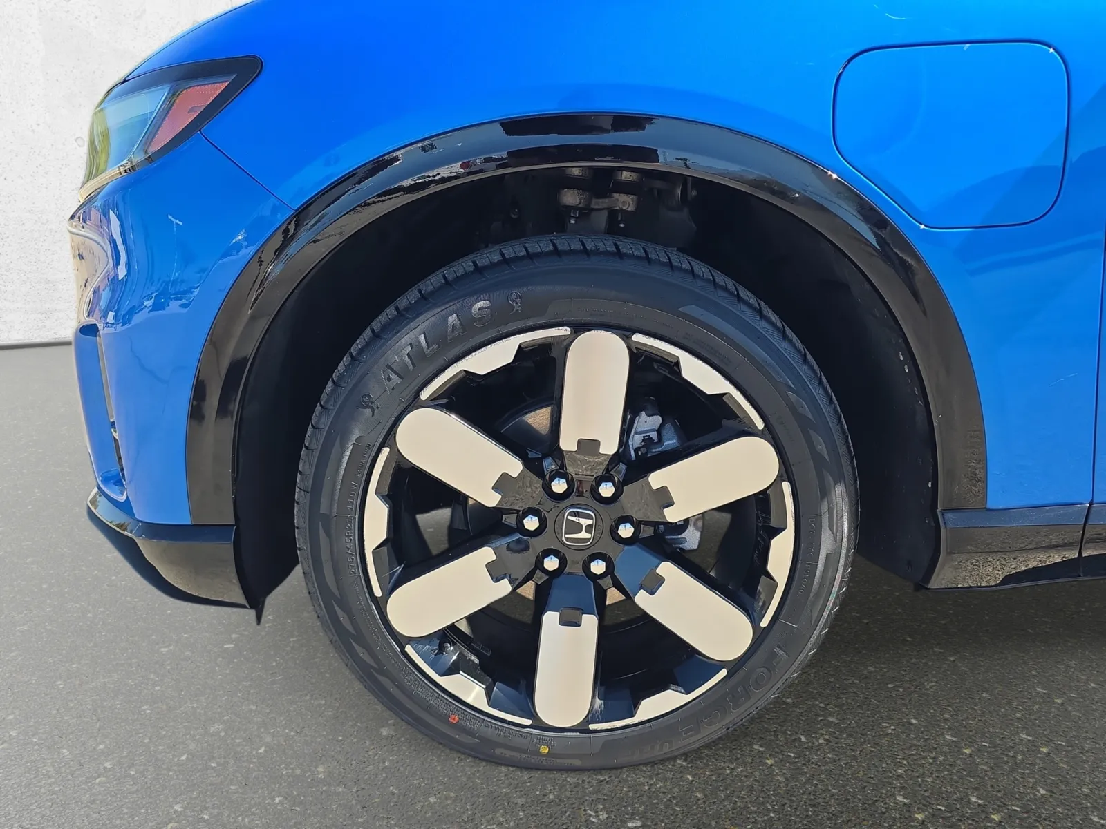 Honda Prologue photo 34