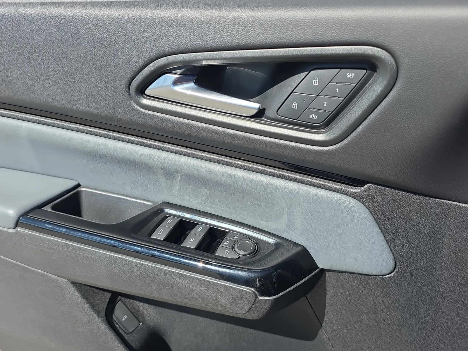 Honda Prologue photo 24