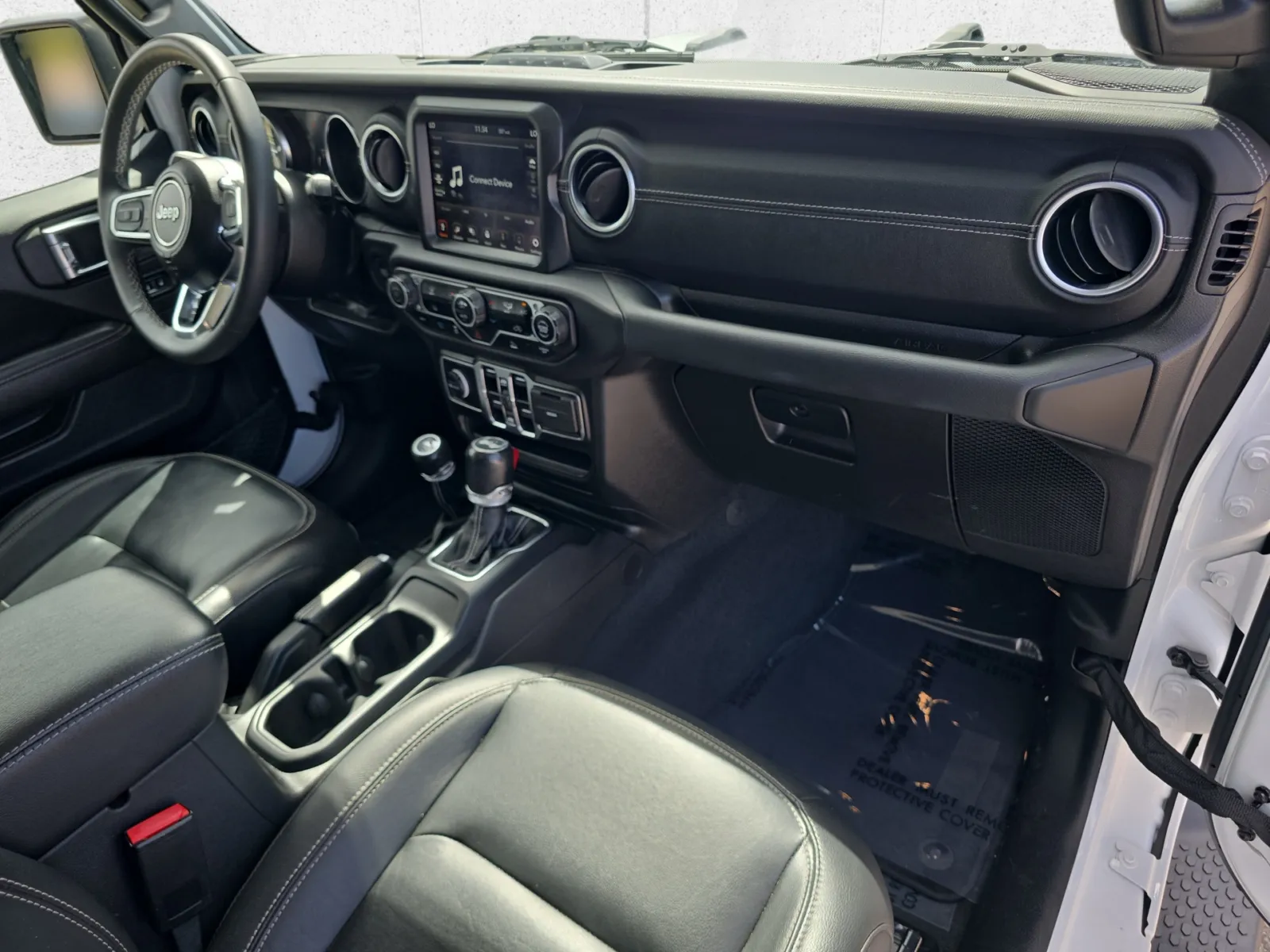Jeep Wrangler photo 30