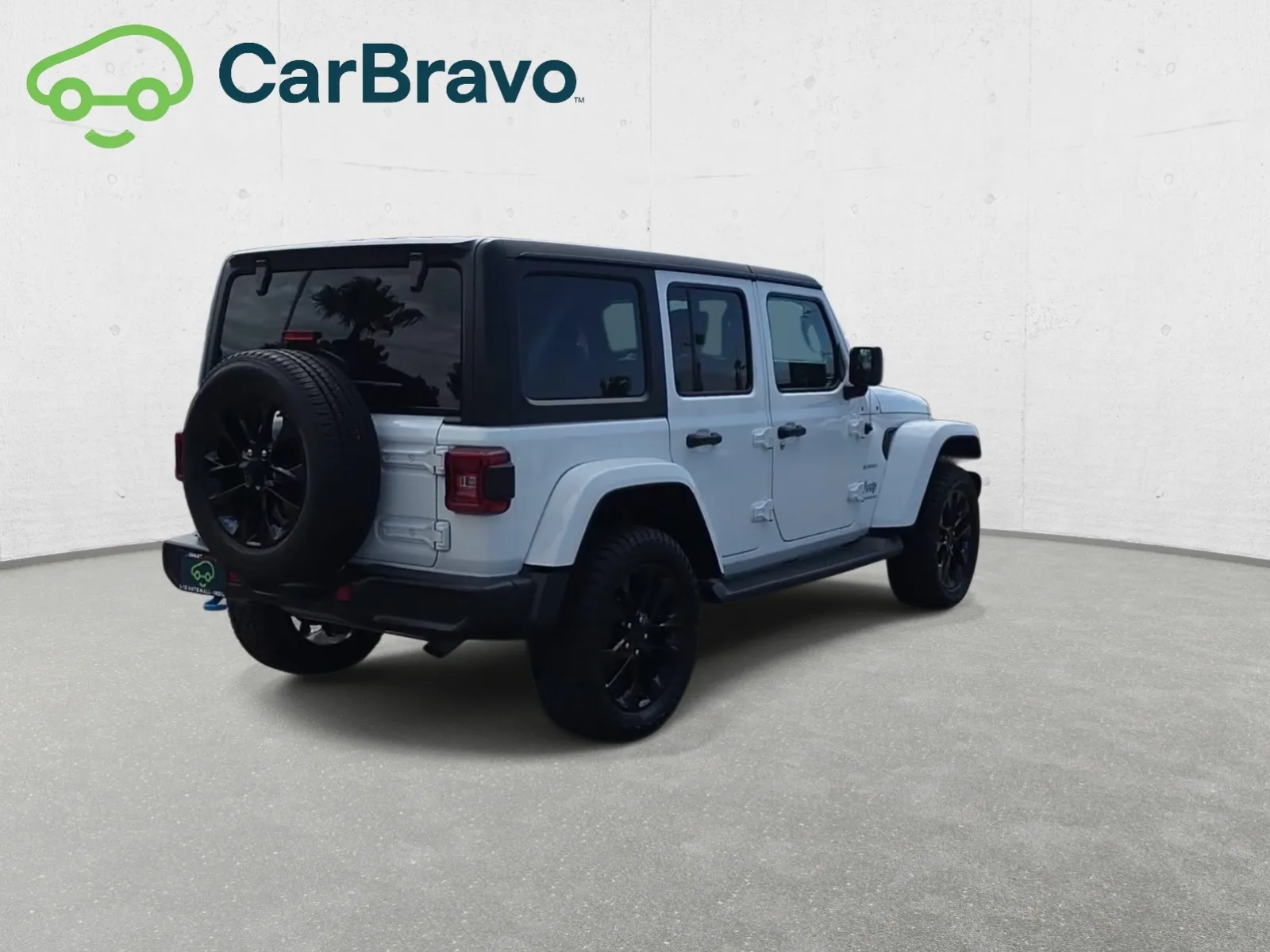 Jeep Wrangler photo 8