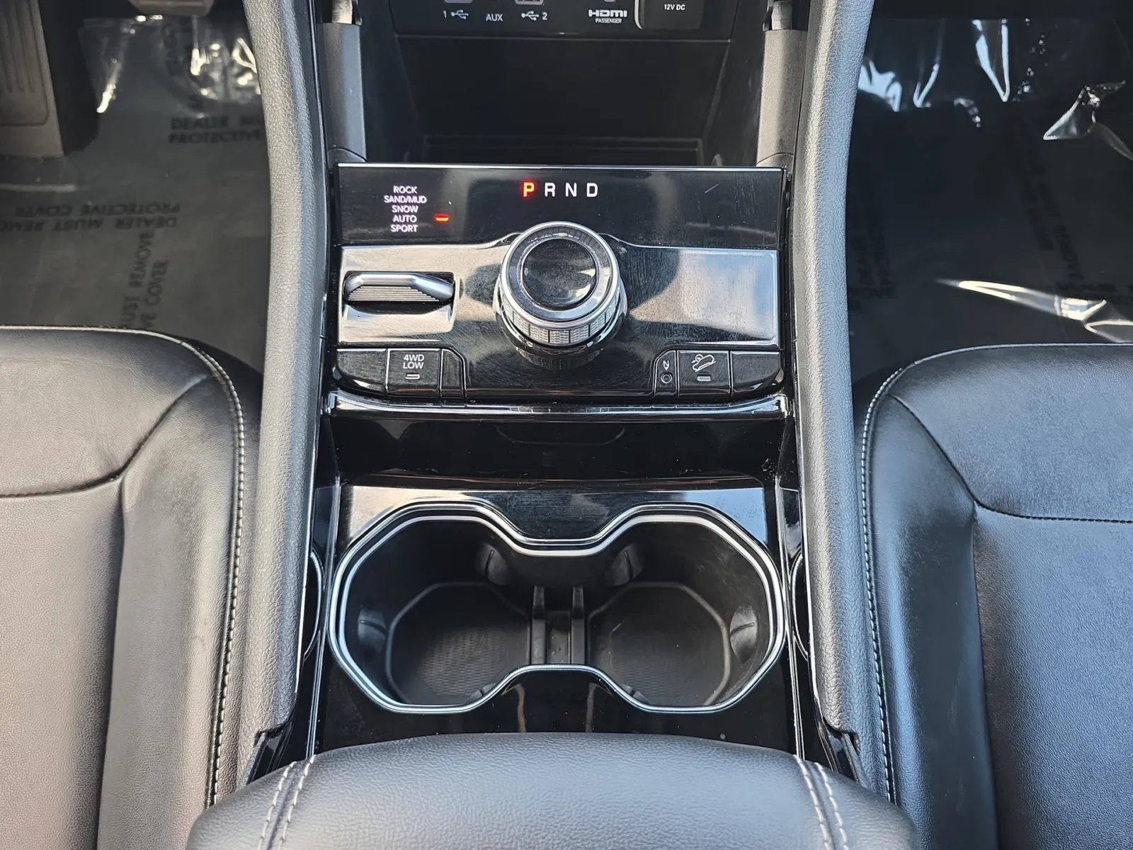 Jeep Grand Cherokee photo 16
