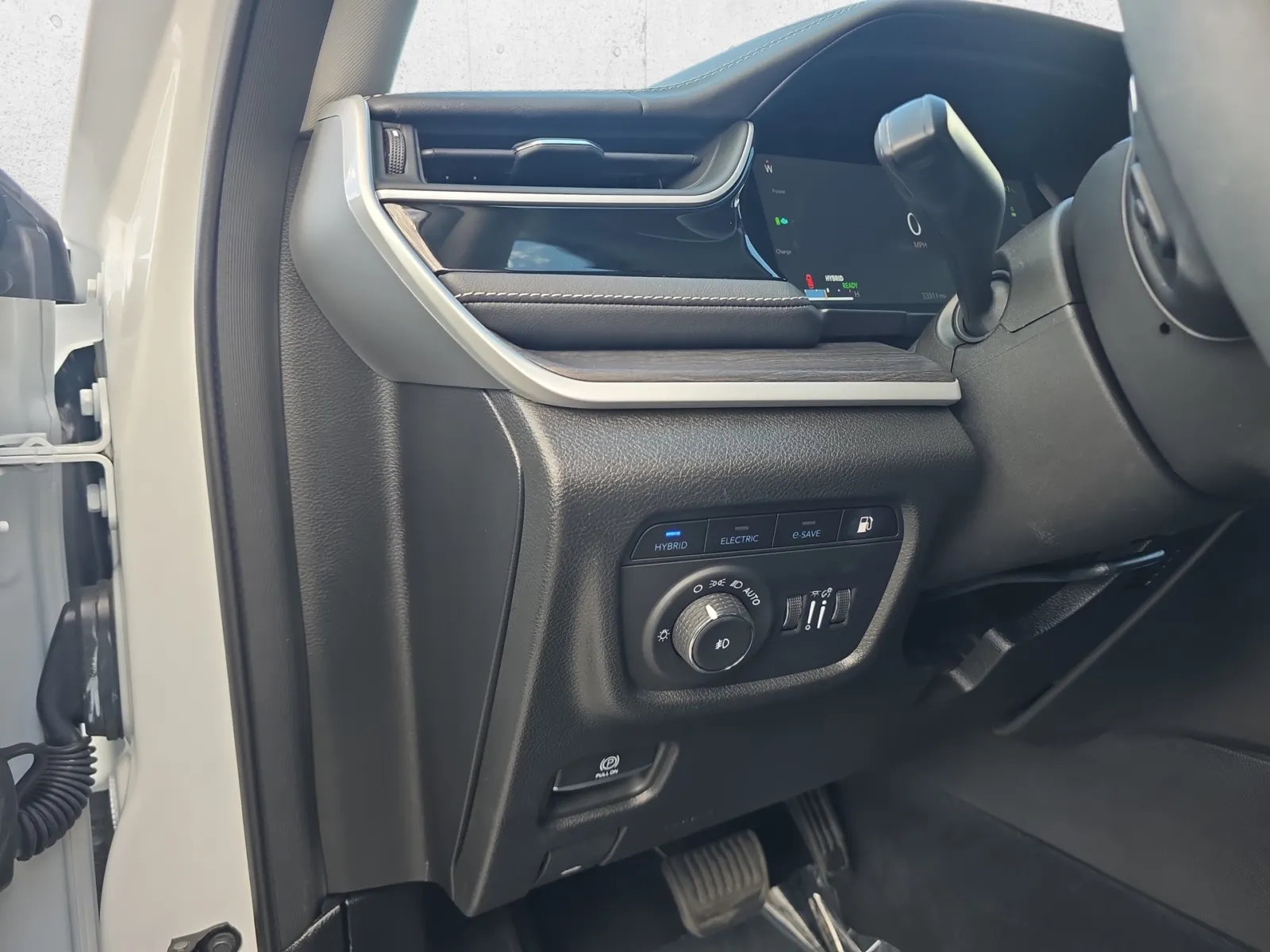 Jeep Grand Cherokee photo 18