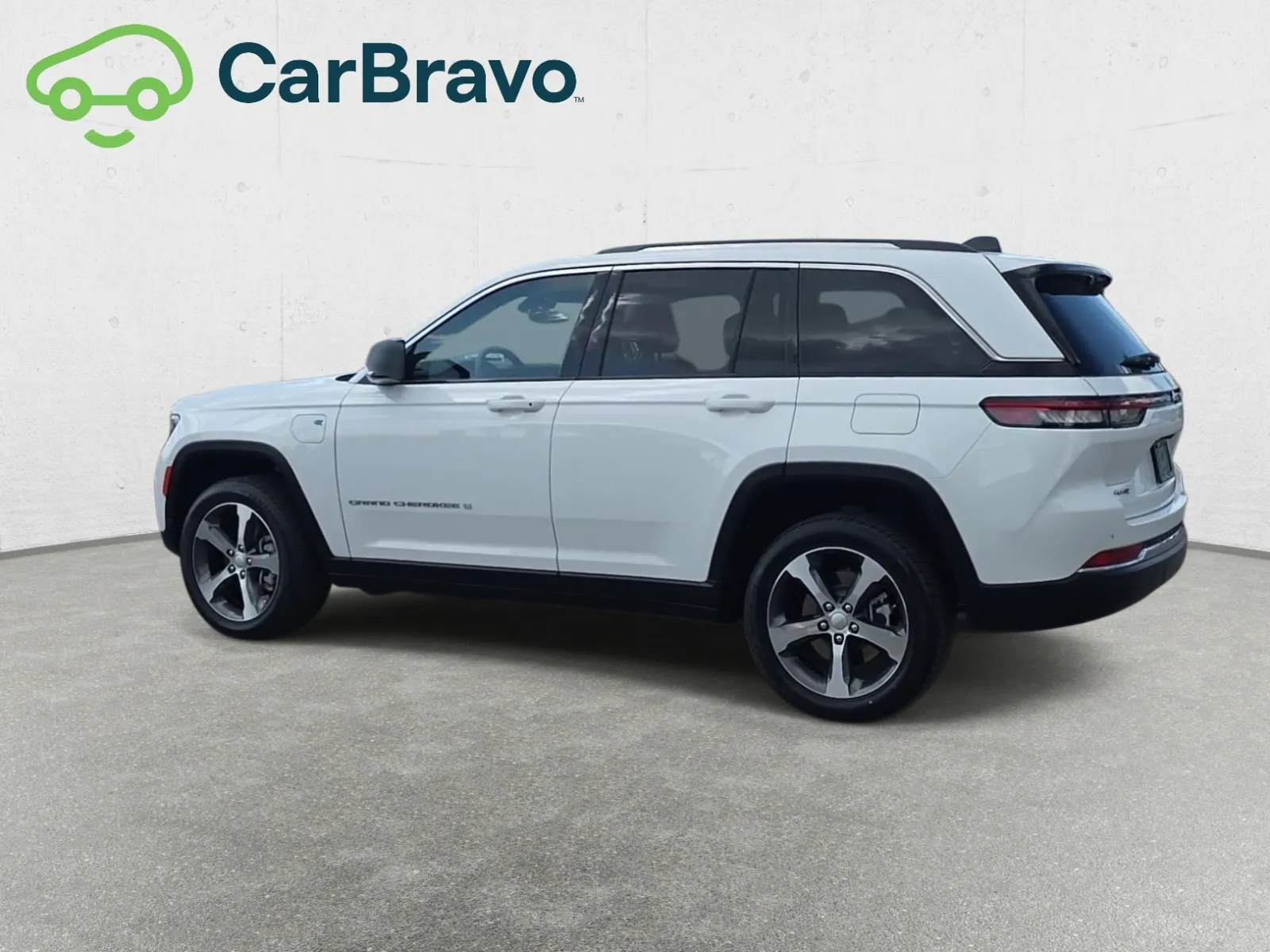Jeep Grand Cherokee photo 6
