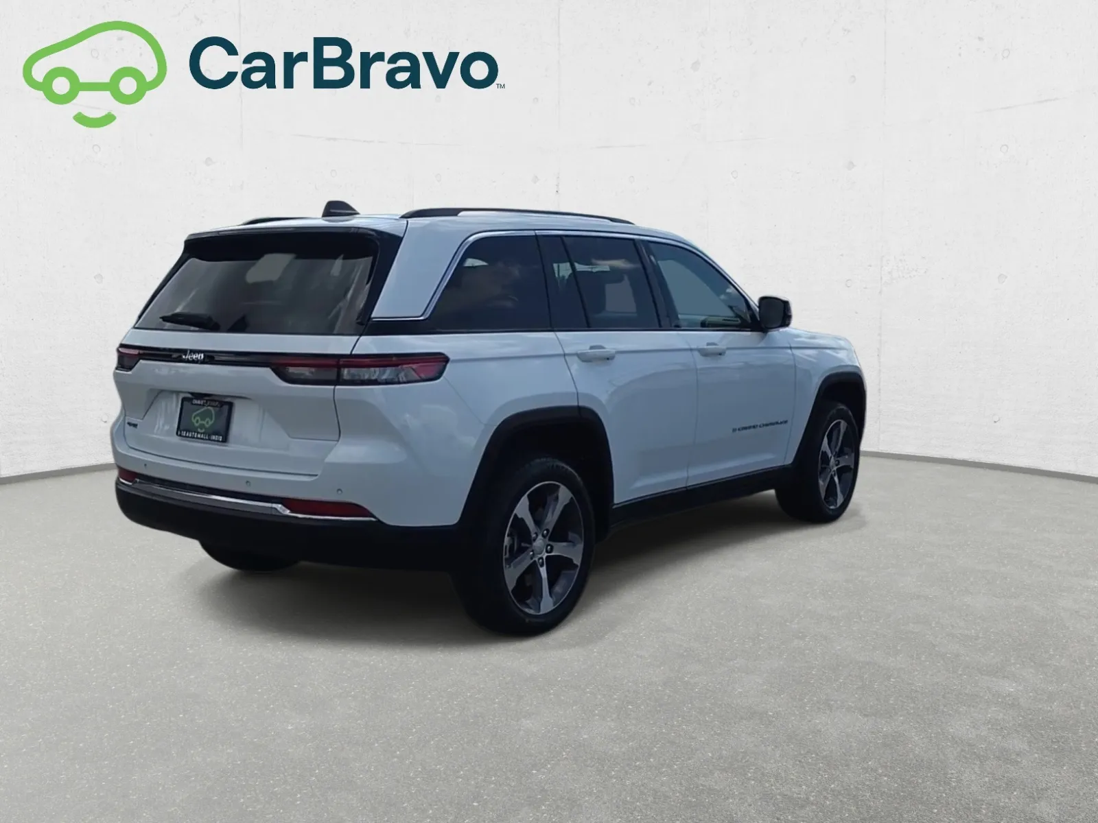 Jeep Grand Cherokee photo 8