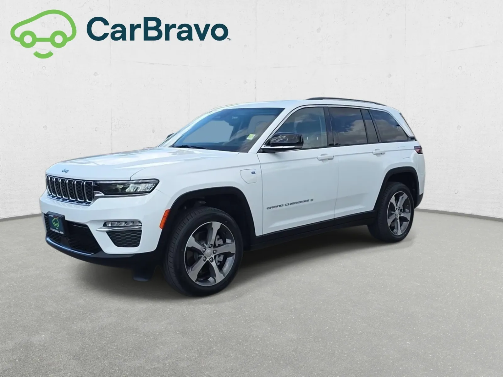 Jeep Grand Cherokee photo 4