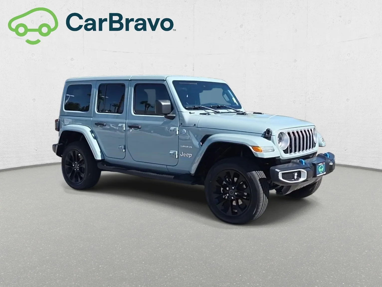 Jeep Wrangler photo 2