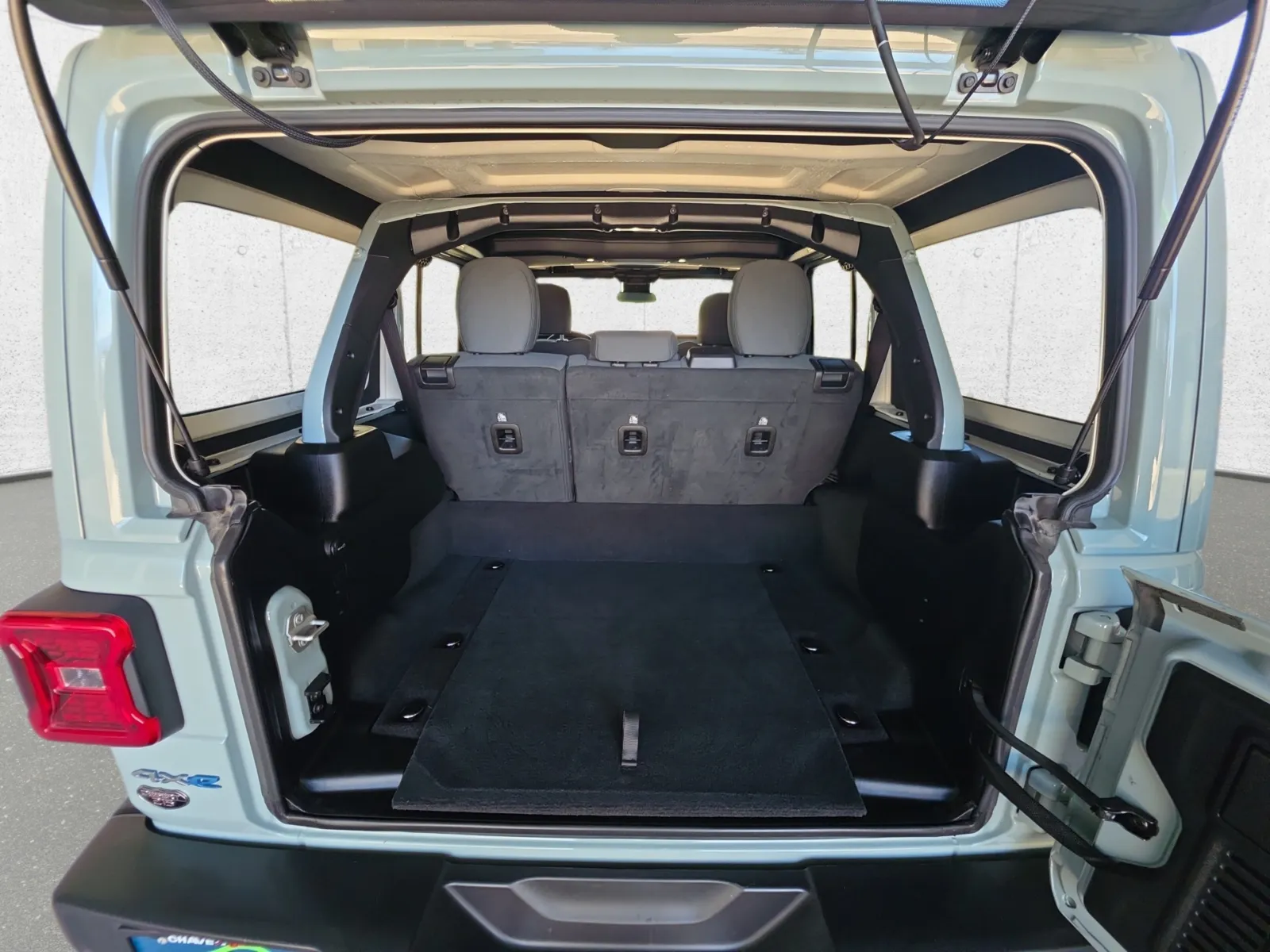 Jeep Wrangler photo 27